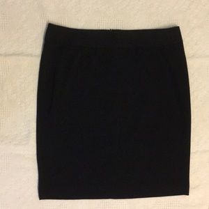 Woman’s Skirt Back Zip And Slit